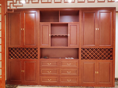 长安镇中式家居装修之中式酒柜装修效果图